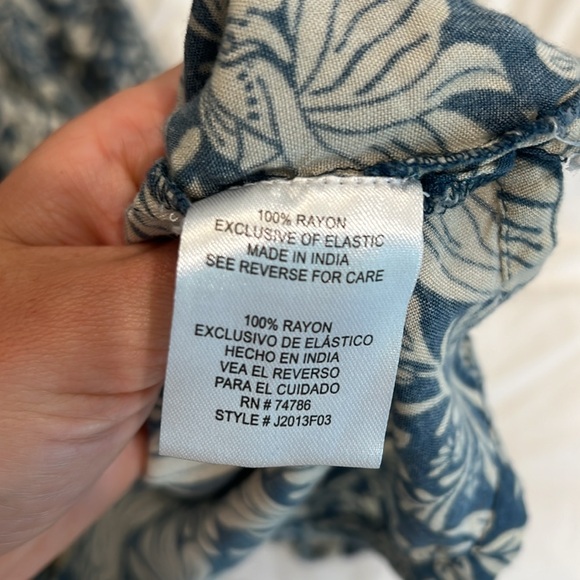 Top - Picture 4 of 4